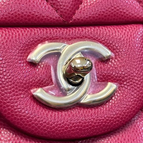 New Rare CHANEL Fuchsia Pink Large Classic Flap Bag Grained Calfskin Gold metal - Picture 3 of 14